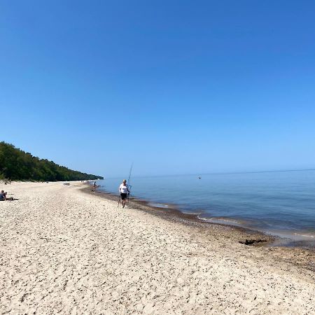 Blekitny Brzeg - Przy Samej Plazy Apartment Pobierowo Luaran gambar